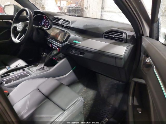 2024 AUDI Q3 WA1EECF30R1156373 Photo 4