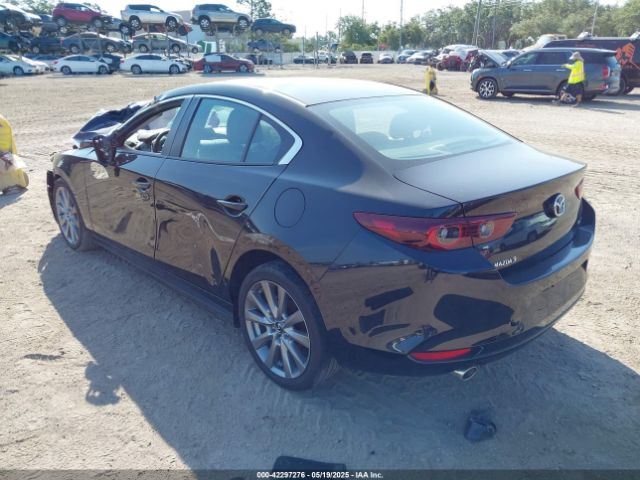 2022 MAZDA MAZDA3 3MZBPACL2NM310183 Photo 2