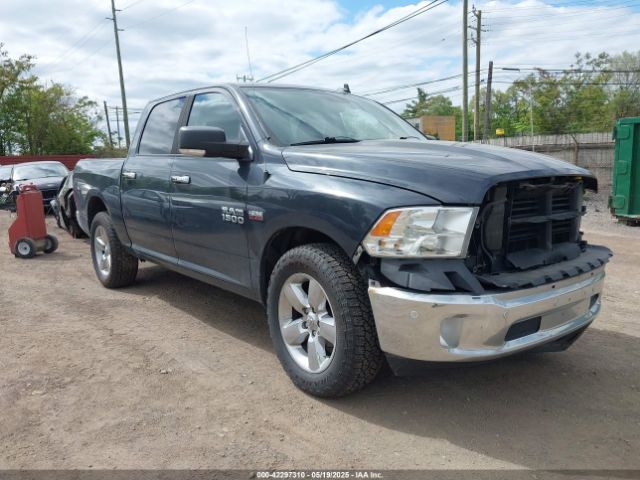 2016 RAM 1500 3C6RR7LT1GG136016