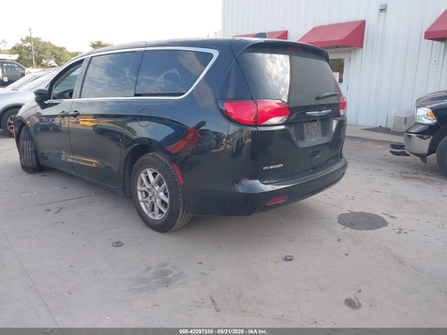 Chrysler Voyager Lx 2023 2C4RC1CG5PR602566 Image 3