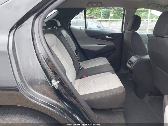 3GNAXHEV4JL321182 Chevrolet EQUINOX LS