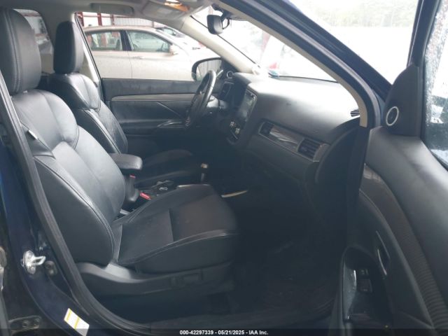 2020 MITSUBISHI OUTLANDER JA4AZ3A3XLZ004667 Photo 4