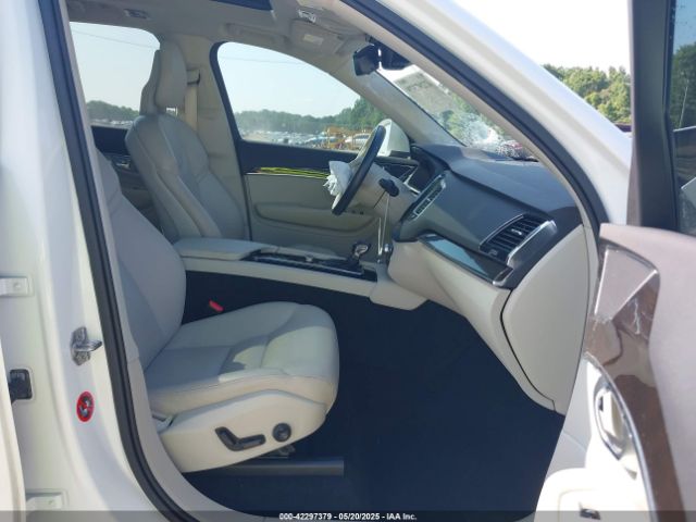2018 VOLVO XC90 YV4102CK3J1353094 Photo 4