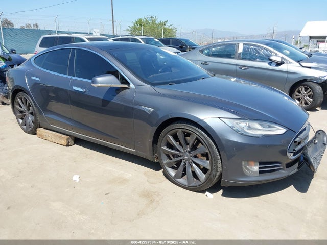 2014 TESLA MODEL S 5YJSA1H15EFP65285 Photo 0