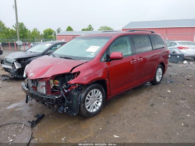2015 TOYOTA SIENNA 5TDYK3DC9FS569714 Photo 1