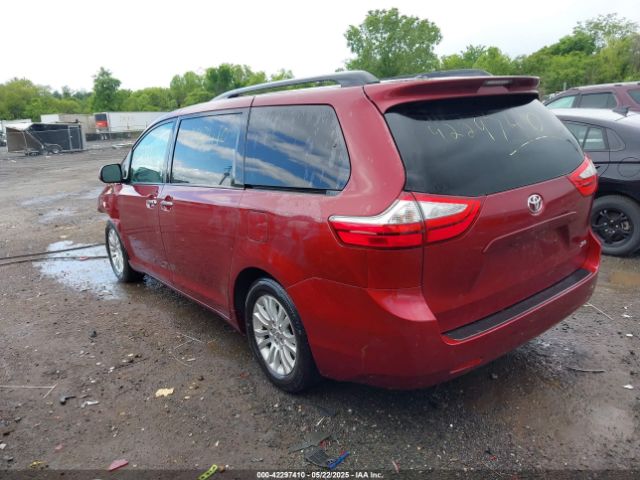 2015 TOYOTA SIENNA 5TDYK3DC9FS569714 Photo 2