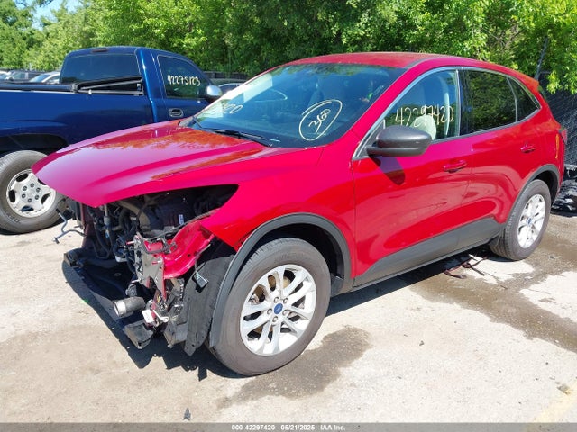 1FMCU0G61NUB50870 Ford ESCAPE SE