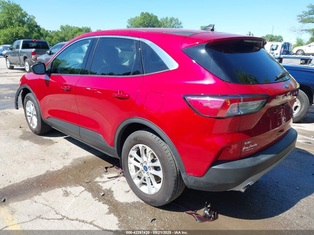 1FMCU0G61NUB50870 Ford ESCAPE SE