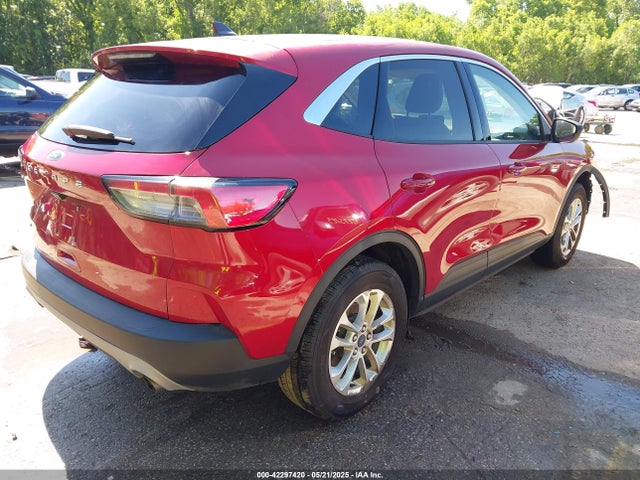 1FMCU0G61NUB50870 Ford ESCAPE SE