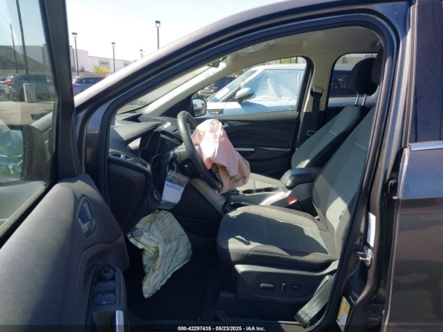 1FMCU0G7XFUA08821 Ford ESCAPE SE