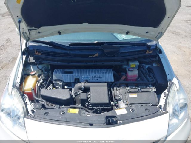 JTDKN3DU7F0435924 Toyota Prius Three