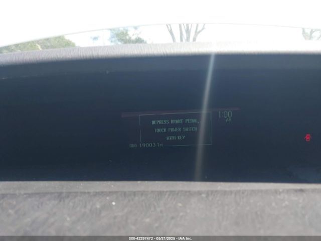 JTDKN3DU7F0435924 Toyota Prius Three