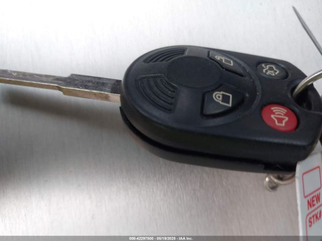 1FADP5AU0JL105493 Ford C-max Hybrid Se
