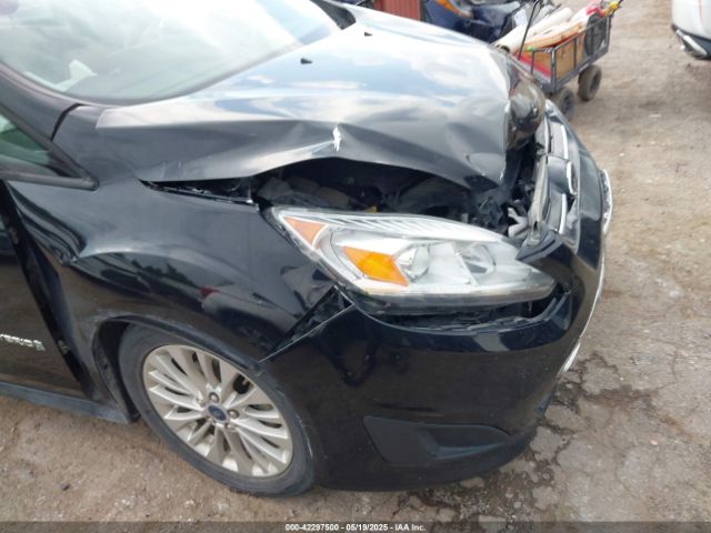 1FADP5AU0JL105493 Ford C-max Hybrid Se