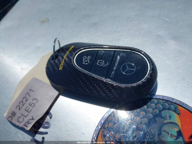 W1KMJ6CB4SF053899 Mercedes-Benz m256m