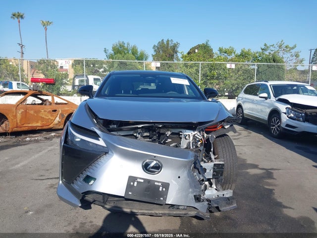 JTJABABBXRA003009 Lexus Rz 300e Premium