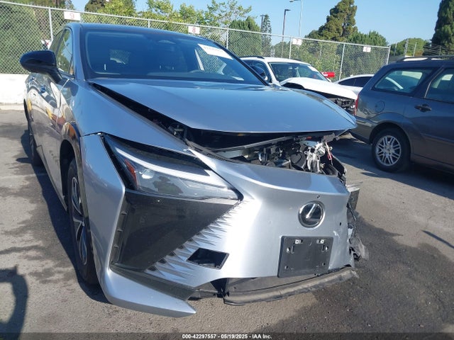 JTJABABBXRA003009 Lexus Rz 300e Premium