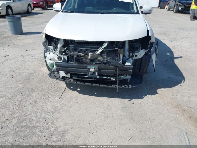 JA4AZ3A3XKZ036453 Mitsubishi Outlander Sel