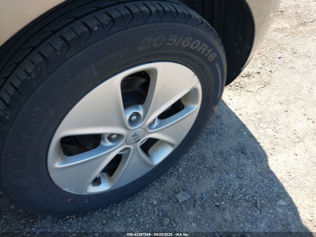 KNDJN2A20E7072977 KIA Soul