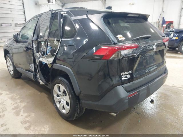 2T3F1RFV7KW049905 Toyota RAV4 LE