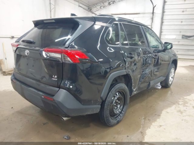 2T3F1RFV7KW049905 Toyota RAV4 LE