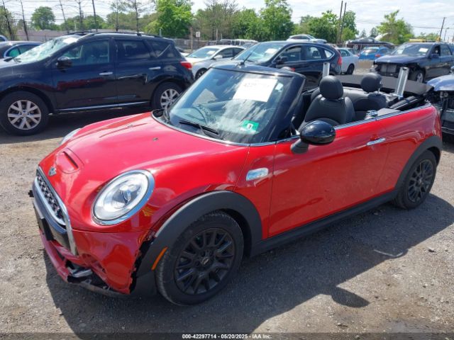 2017 MINI CONVERTIBLE WMWWG9C53H3C22950 Photo 1