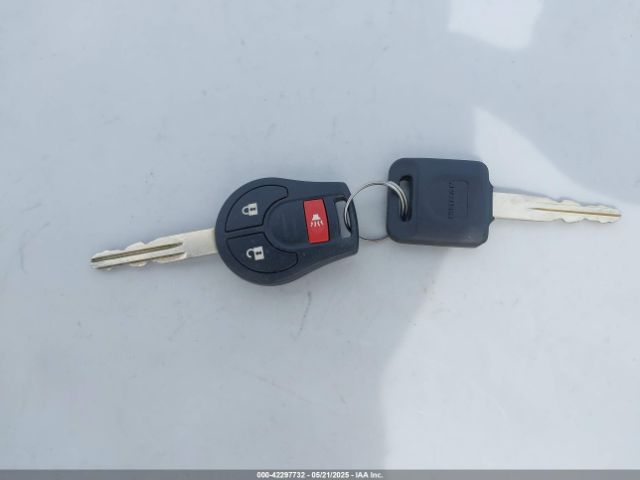 3N1CE2CP4HL352227 Nissan 2017