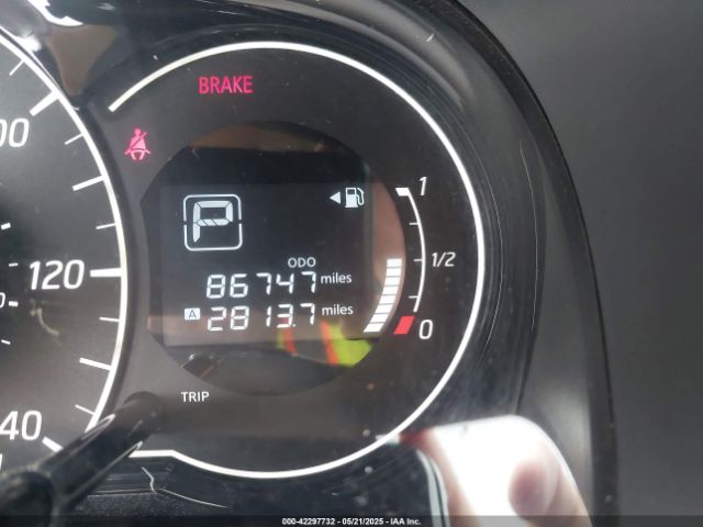 3N1CE2CP4HL352227 Nissan 2017