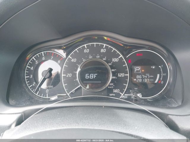 3N1CE2CP4HL352227 Nissan 2017