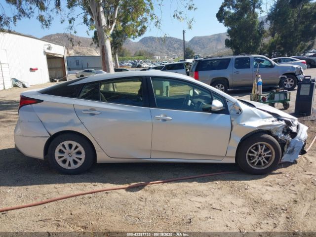 JTDKARFU8L3112245 Toyota Prius Le