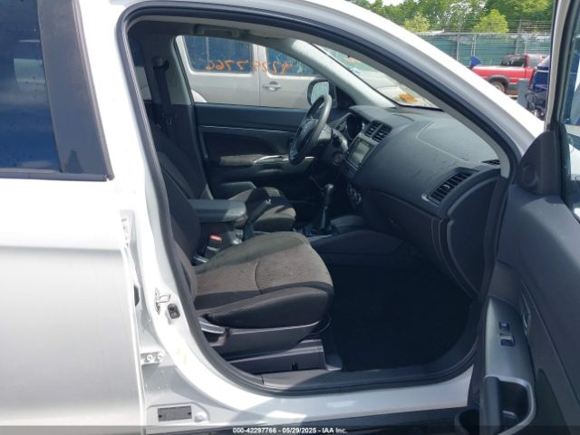 2018 MITSUBISHI OUTLANDER SPORT JA4AP3AU6JU019353 Photo 4