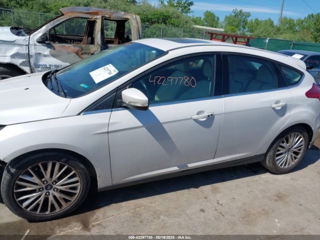1FADP3N24JL279449 Ford Focus Titanium
