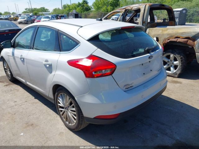 1FADP3N24JL279449 Ford Focus Titanium