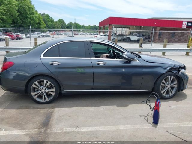 55SWF4KB5FU020235 Mercedes-Benz C 300 4matic/luxury 4matic/sport 4matic