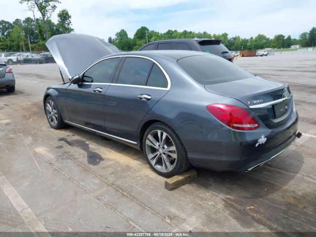 55SWF4KB5FU020235 Mercedes-Benz C 300 4matic/luxury 4matic/sport 4matic