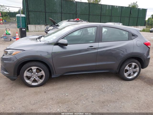 3CZRU6H31MM744300 Honda Hr-v Awd Lx