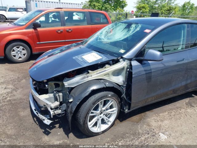 7SAYGAEE7PF615751 Tesla Model Y Awd/long Range Dual Motor All-wheel Drive
