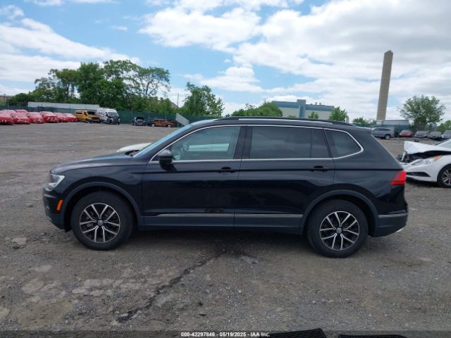 3VV2B7AX4MM159373 Volkswagen Tiguan 2.0t Se/2.0t Se R-line Black/2.0t Sel