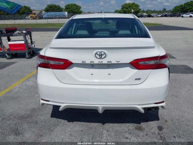 4T1B11HKXKU175087 Toyota CAMRY SE