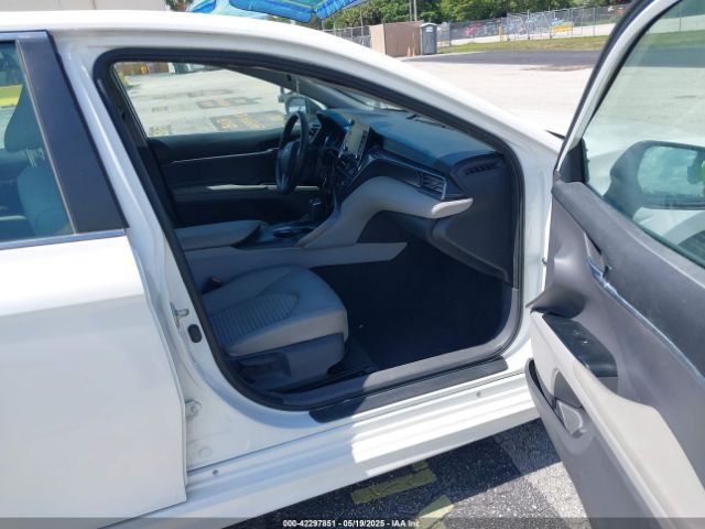 4T1B11HKXKU175087 Toyota CAMRY SE