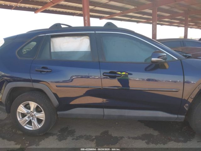 2T3W1RFV2MW157691 Toyota Rav4 Xle