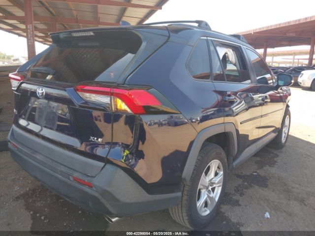 2T3W1RFV2MW157691 Toyota Rav4 Xle