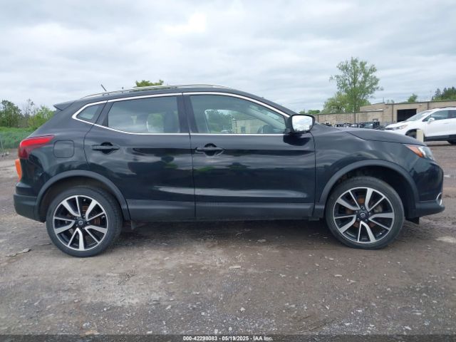 JN1BJ1CR7KW319629 Nissan Rogue Sport Sl