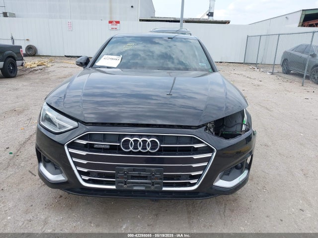 WAUABAF44NA018899 Audi 40 tfsi (2.0t)