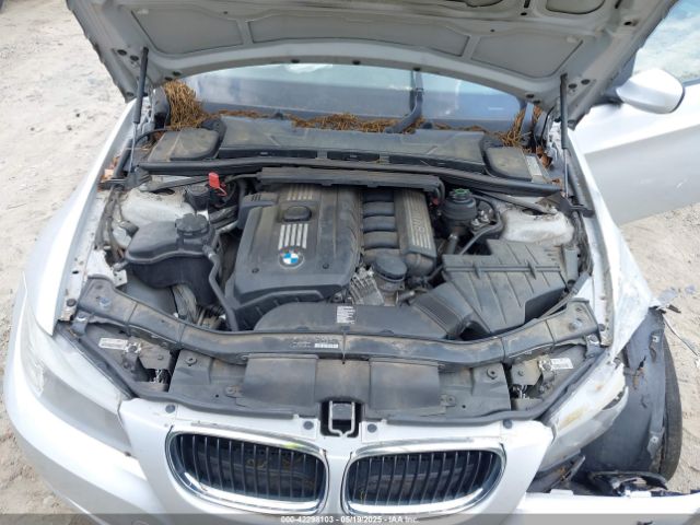 2011 BMW 328I WBAPH7C58BE680935 Photo 9