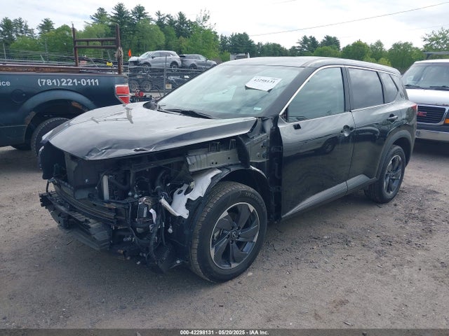 5N1BT3BA1RC705503 Nissan Rogue Sv Fwd