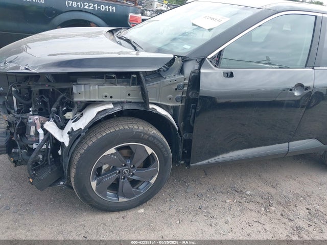 5N1BT3BA1RC705503 Nissan Rogue Sv Fwd