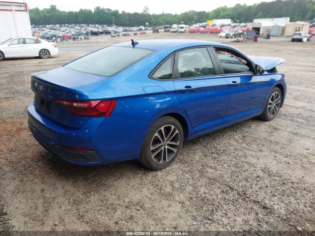 2022 VOLKSWAGEN JETTA 3VWBM7BU8NM026837 Photo 3