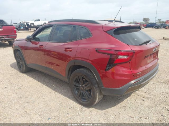 2024 CHEVROLET TRAX KL77LKE27RC002350 Photo 2