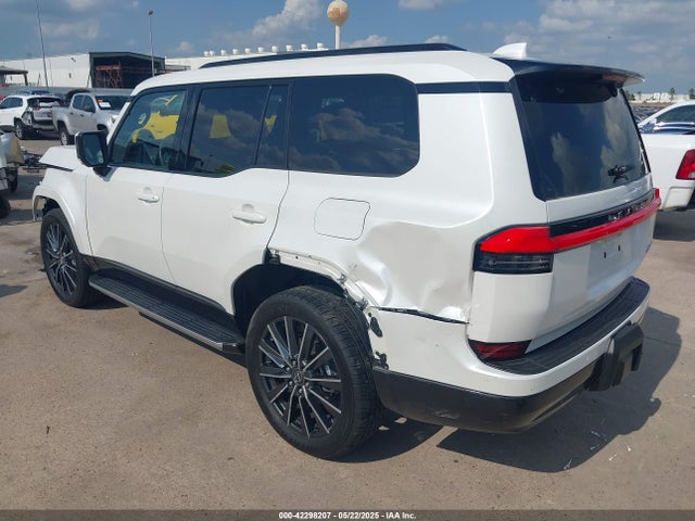 Lexus v35a-fts 2024 JTJVBCDX3R5013010 Image 3